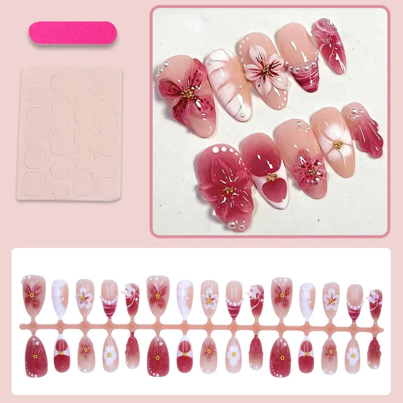 Kunstnagelset mit floralen Mustern Brehn