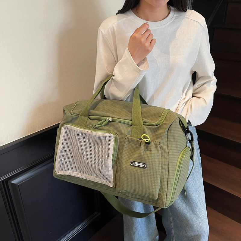 Sportliche Reisetasche für Damen mit Seitentasche Skanto