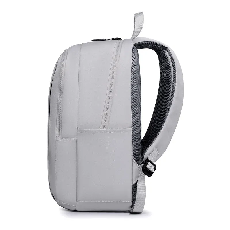 Minimalistischer Technik Rucksack Karnz