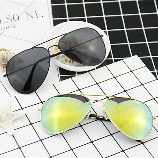Moderne Piloten-Sonnenbrille für Damen mit Farbverlauf-Gläsern Skanto