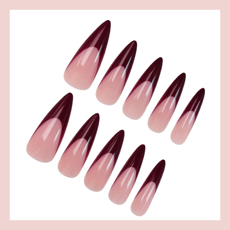 Kunstnagelset mit eleganten spitzen, mondäner Farbgebung und kreativem Design Brehn