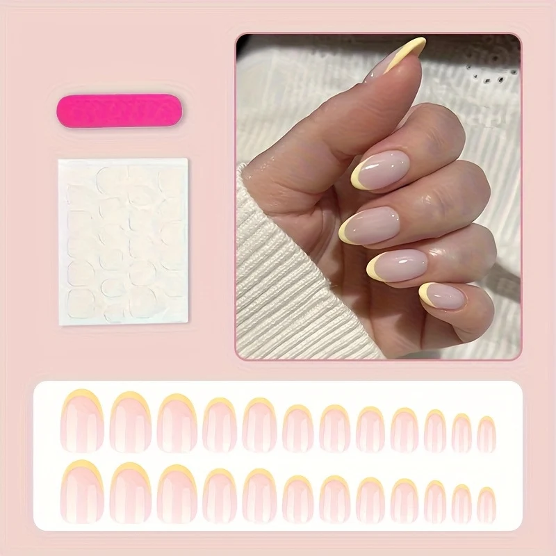 Kunstnagelset mit eleganten French-Tips und kreativen Akzenten Brehn