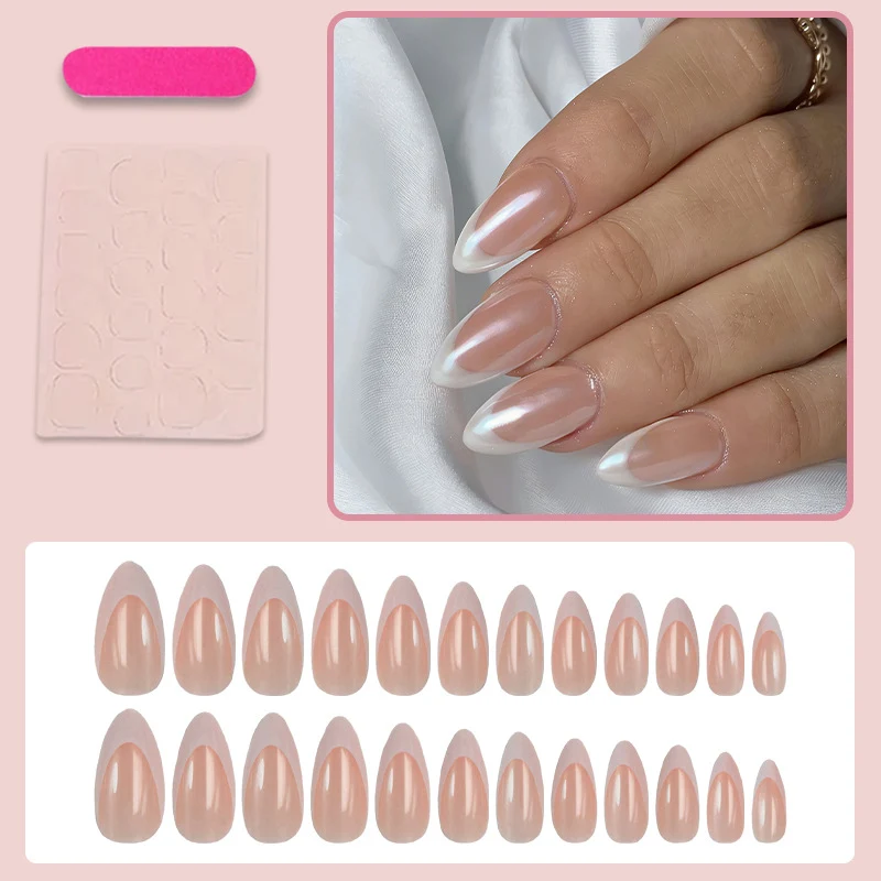 Kunstnagelset mit elegantem, natürlichem Design Brehn