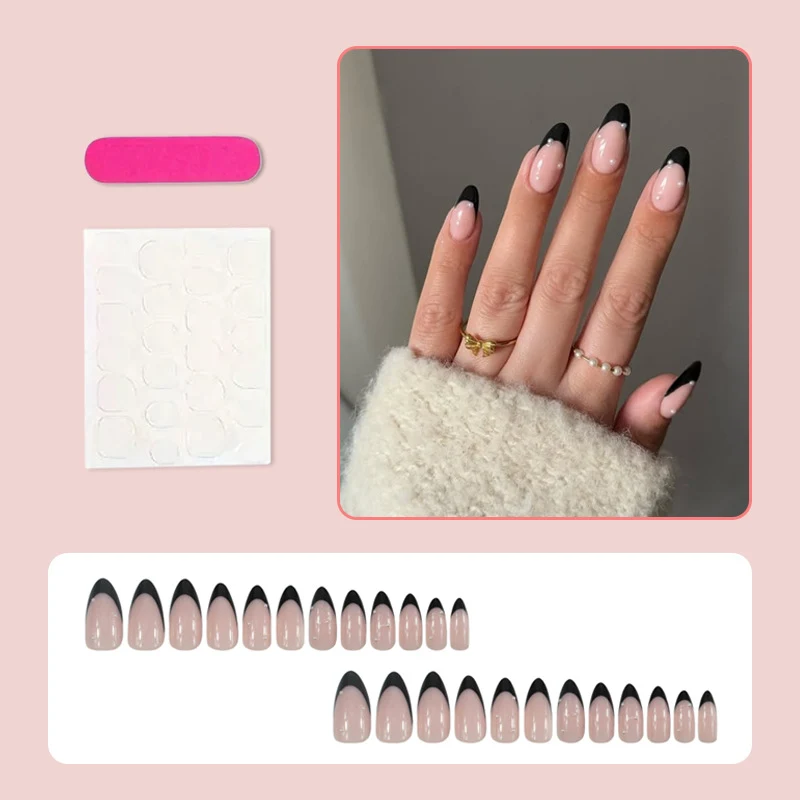 Kunstnagelset mit eleganten French-Spitzen Brehn