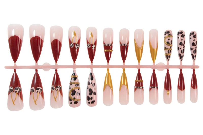 Kunstnagelset mit elegantem Leoparden- und Glitzerakzenten Brehn