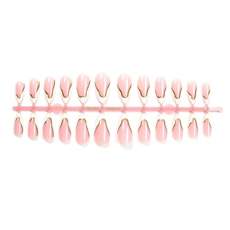 Kunstnagelset mit elegantem Goldrand und zartem Rosa Brehn
