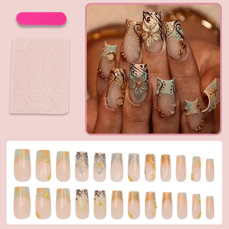 Kunstnagelset mit eleganten floralen und geometrischen Akzenten Brehn