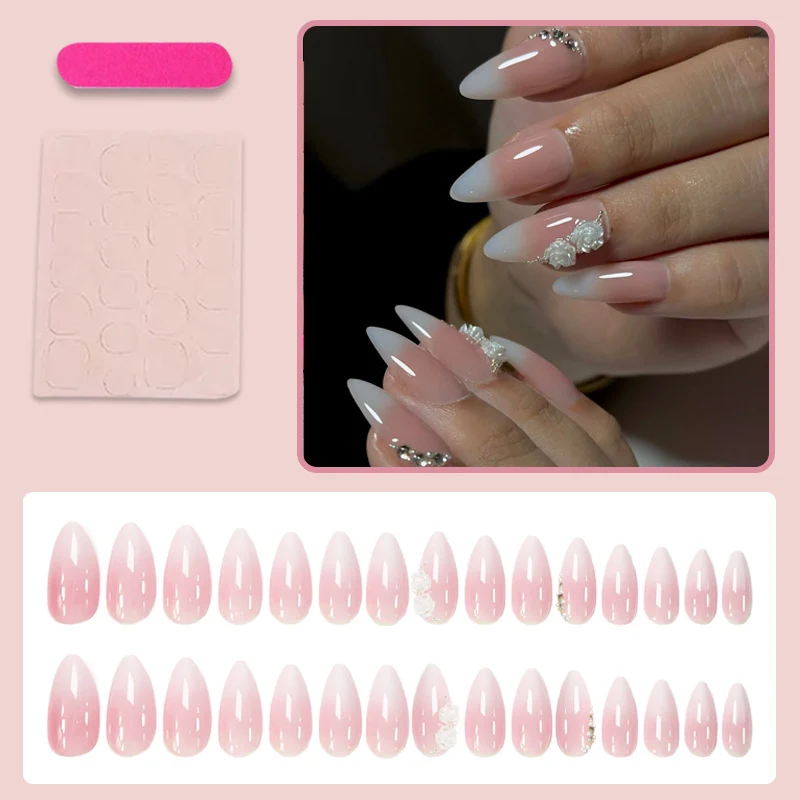 Kunstnagelset mit eleganten Rosenverzierungen Brehn