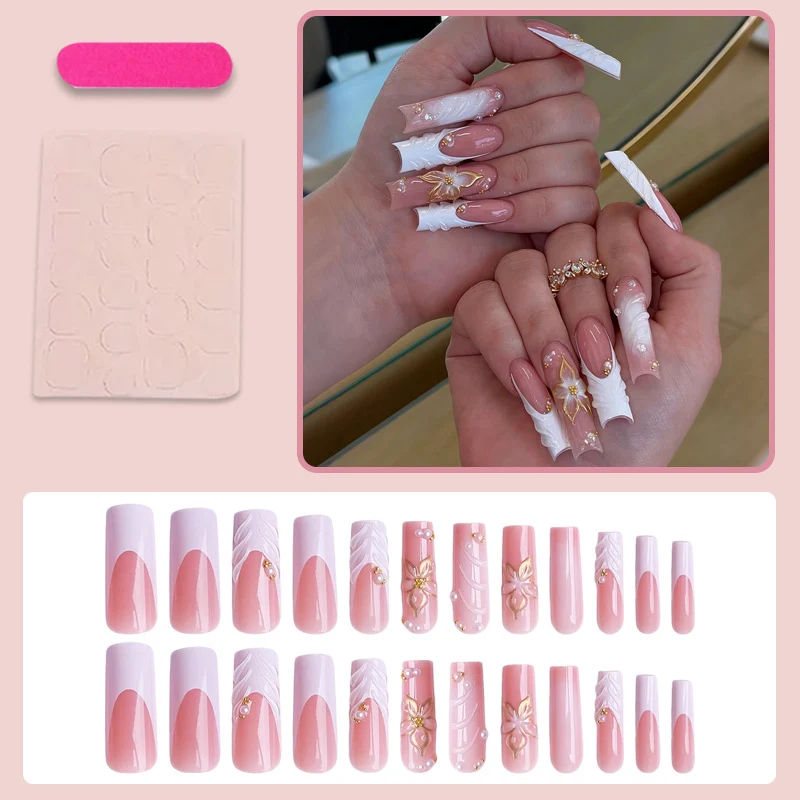 Kunstnagelset mit eleganten Blumendesigns Brehn