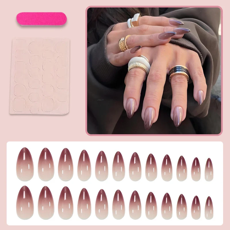 Kunstnagelset in stilvollem Ombre-Design Brehn