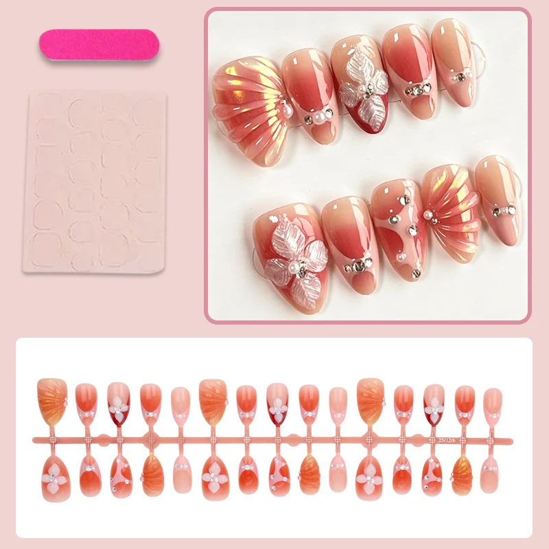 Kunstnagelset mit Eleganten 3D-Blumenverzierungen und Glitzerakzenten Brehn