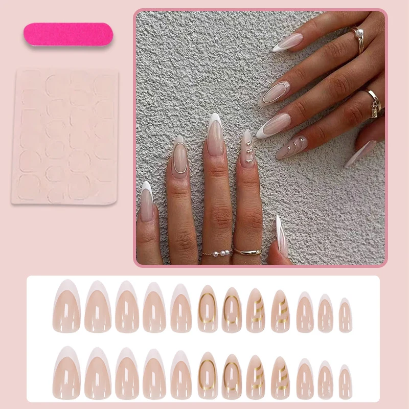 Kunstnagelset mit elegantem Spitzen-Design und kreativen Akzenten Brehn