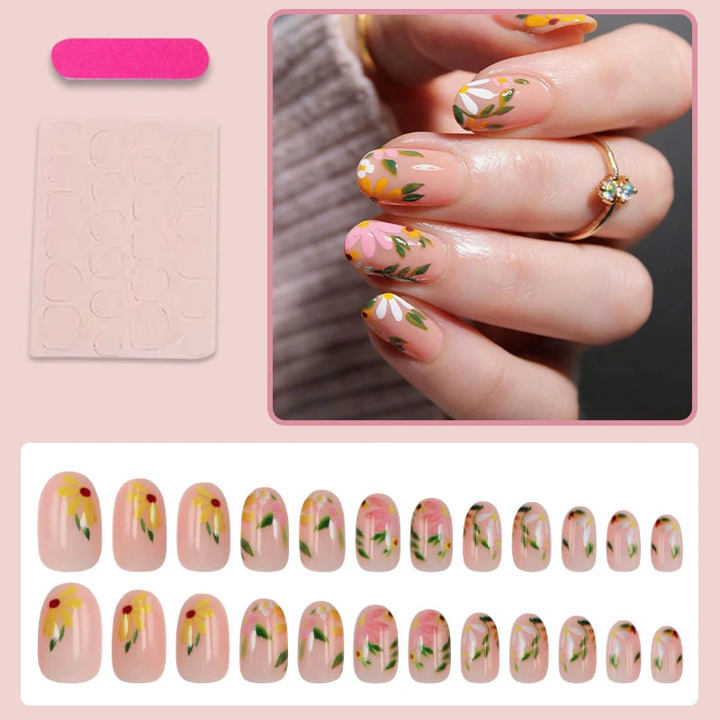 Künstliche Fingernägel Set mit floralen Verzierungen Brehn