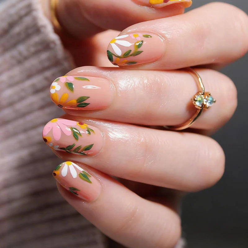 Künstliche Fingernägel Set mit floralen Verzierungen Brehn