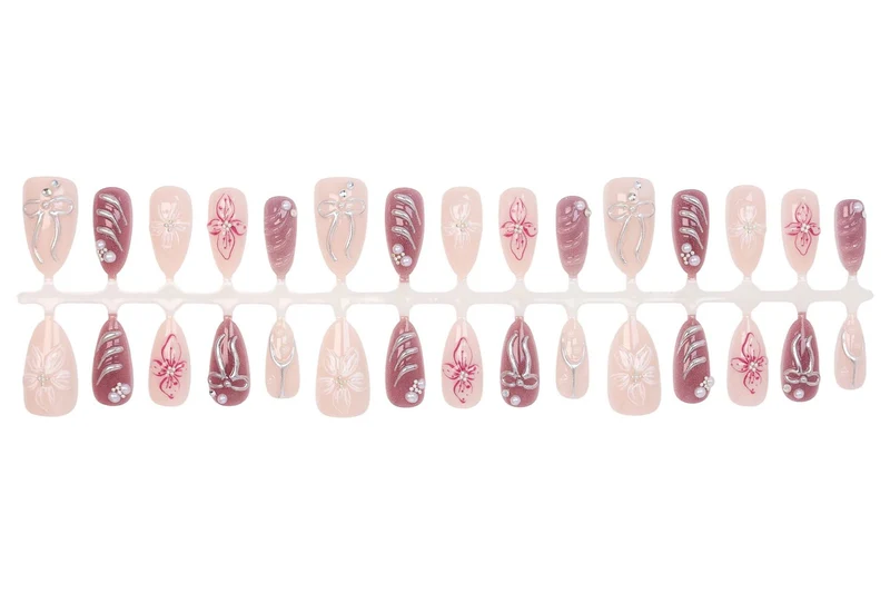 Künstliche Fingernägel mit eleganten Designs Brehn