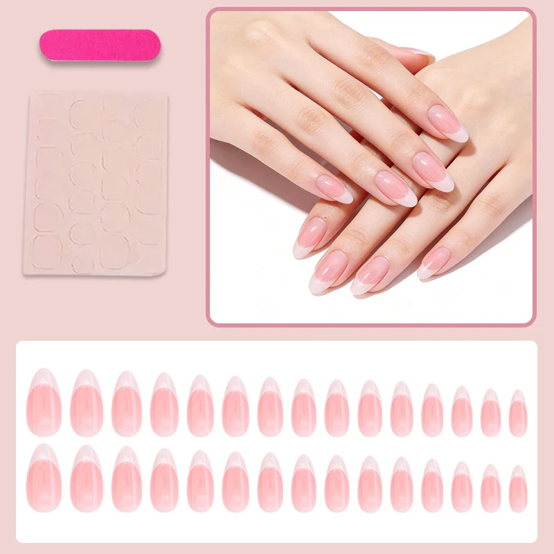 Kunstnägel mit elegantem French-Tip Brehn