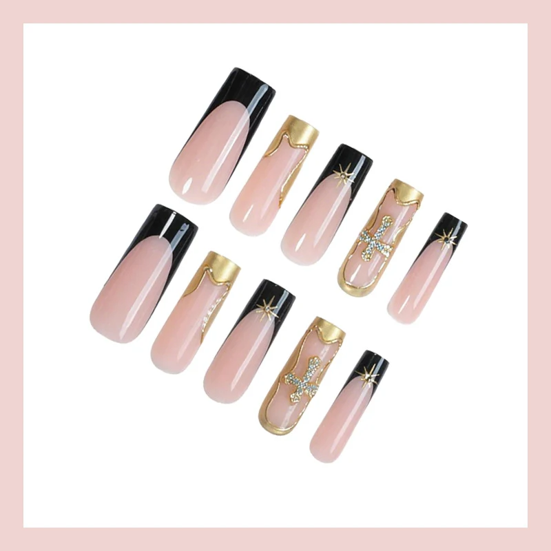 Designer Kunstnagelset mit glamourösen Verzierungen Brehn