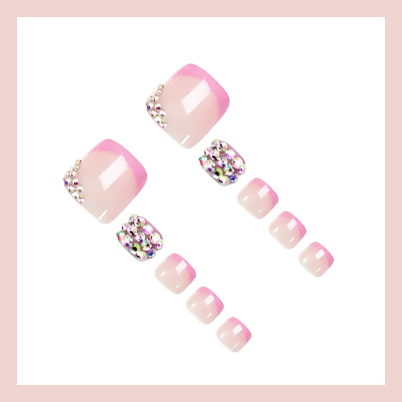 Fußnagel Kunstset mit eleganten Glitzerakzenten und romantischen Designs Brehn