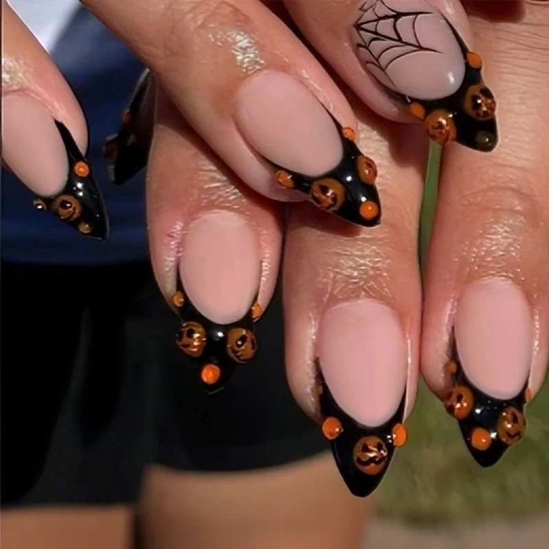 Halloween Kunstnagelset mit kreativen Kürbis- und Spinnenmotiven Brehn