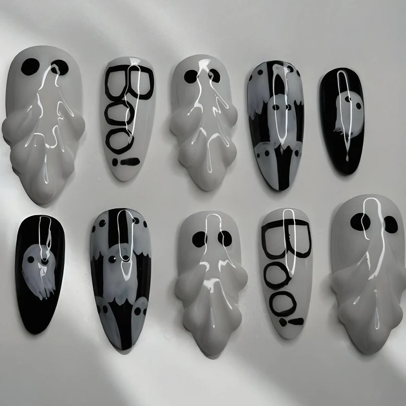 Halloween Kunstnagelset mit gruseligen Motiven und gleitendem Design Brehn