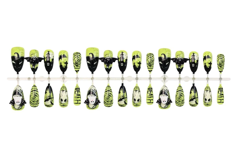 Halloween Kunstnagelset mit gruseligen Motiven Brehn