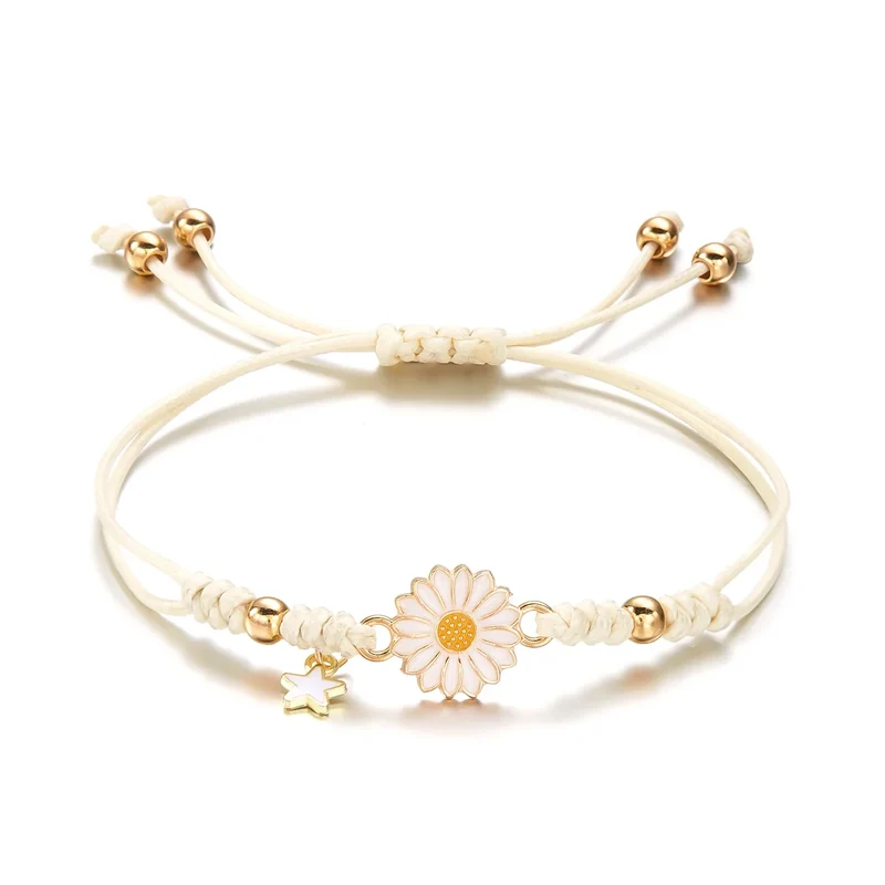 Skanto | Geflochtenes feminines Blumen-Stern-Armband