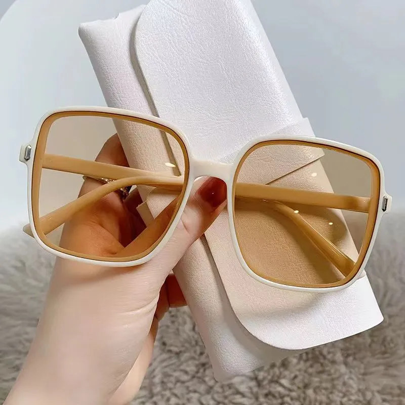 Damen quadratische Oversize-Sonnenbrille mit integriertem UV-Schutz Skanto