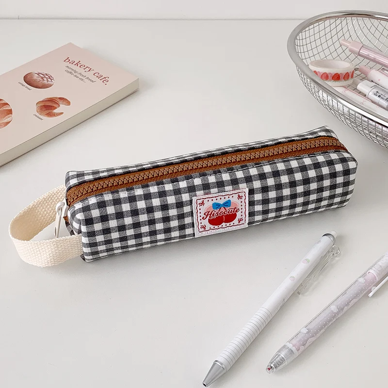 Vintage kariertes Federmäppchen