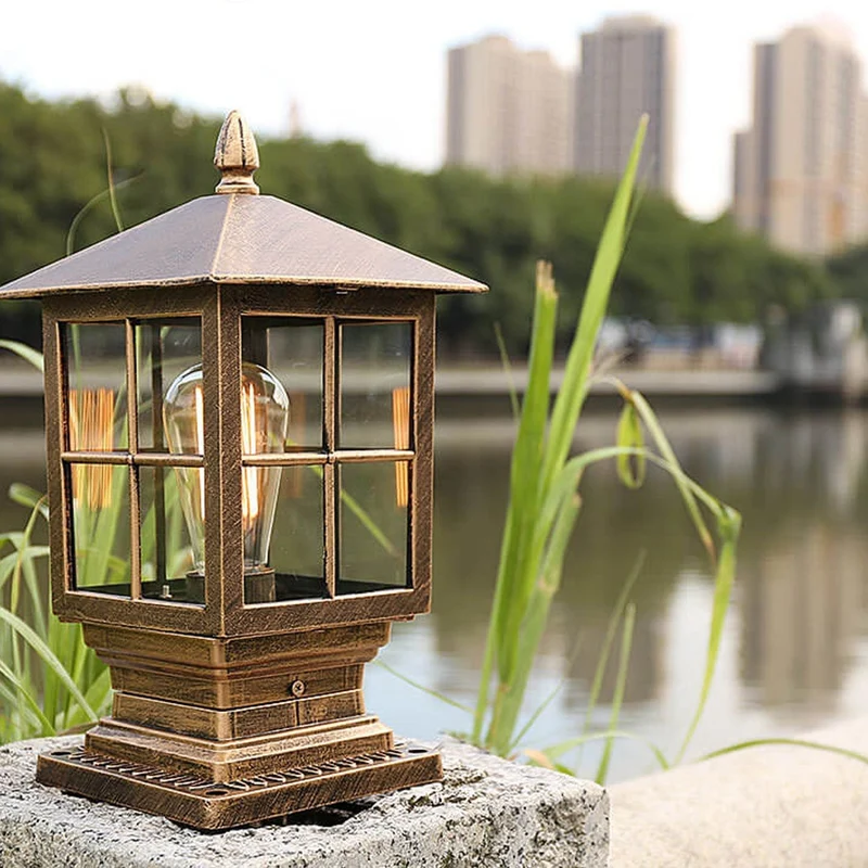 Europäische Outdoor-Säulenleuchte, wasserdicht, rostfrei, Terrassenlampe mit einer Lichtquelle