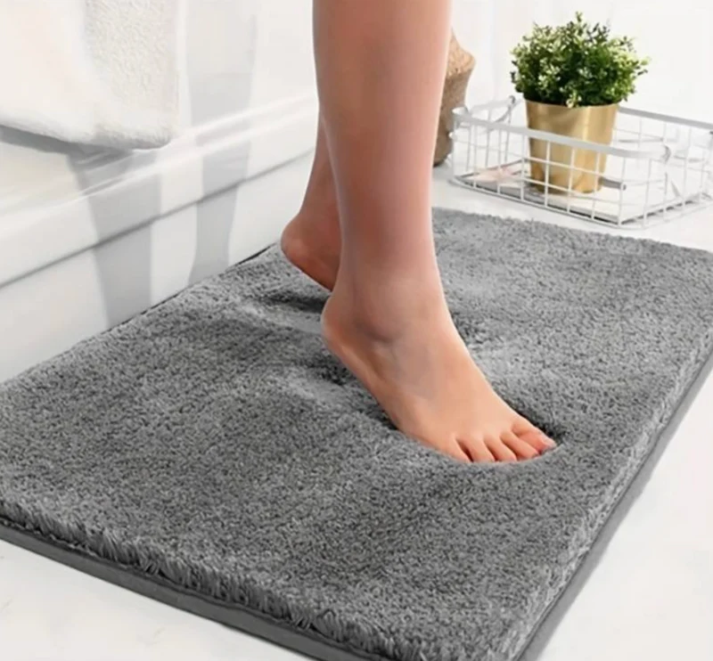 Dicke Mikrofaser-Badematte - Weich, saugfähig, rutschfest - Perfekt für Badezimmer und Schlafzimmer | Skanto