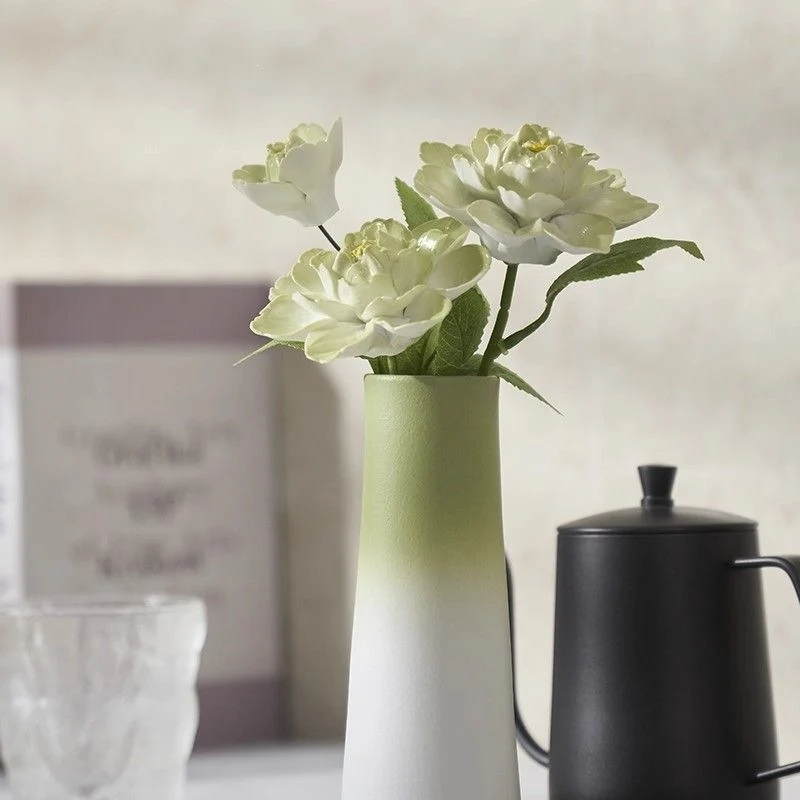 Elegante Keramikblumen-Vase