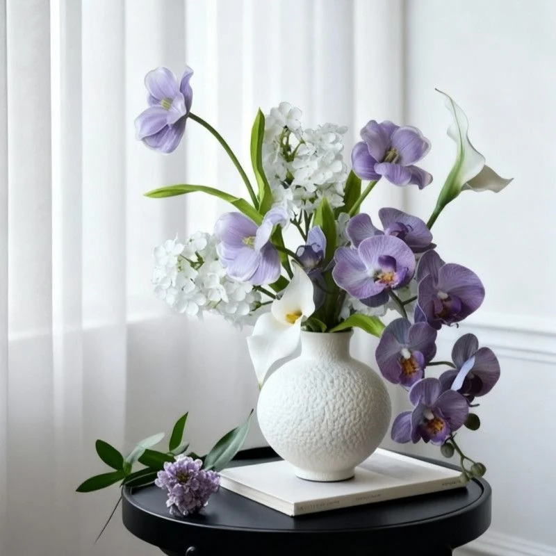 Elegante florale dekorative Anordnung