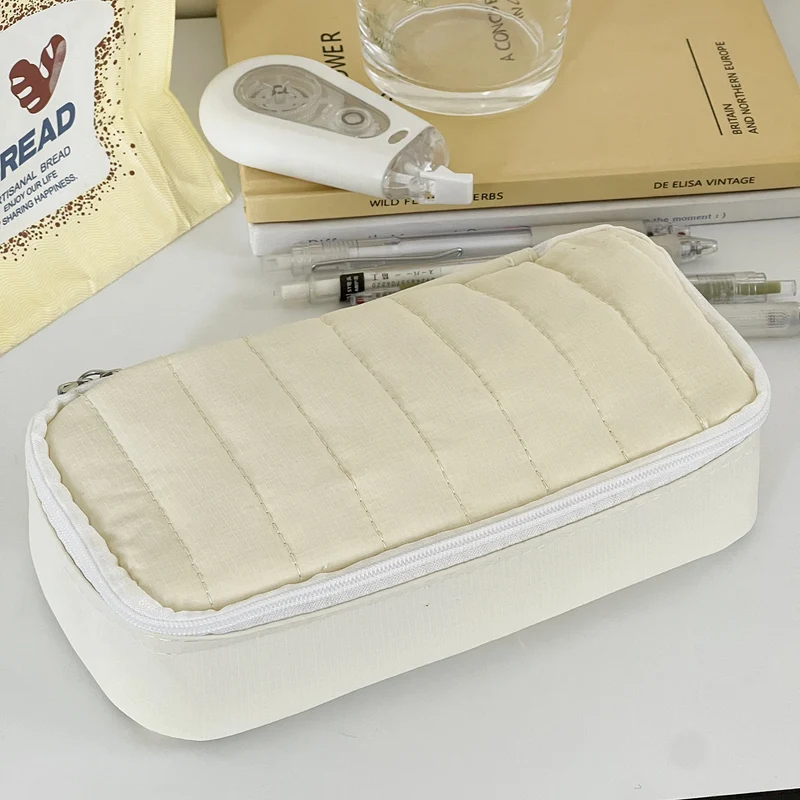 Gepolstertes Multi-Compartiment Stiftemäppchen