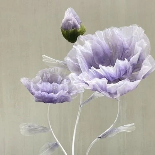 Dekorative transparente florale Skulptur