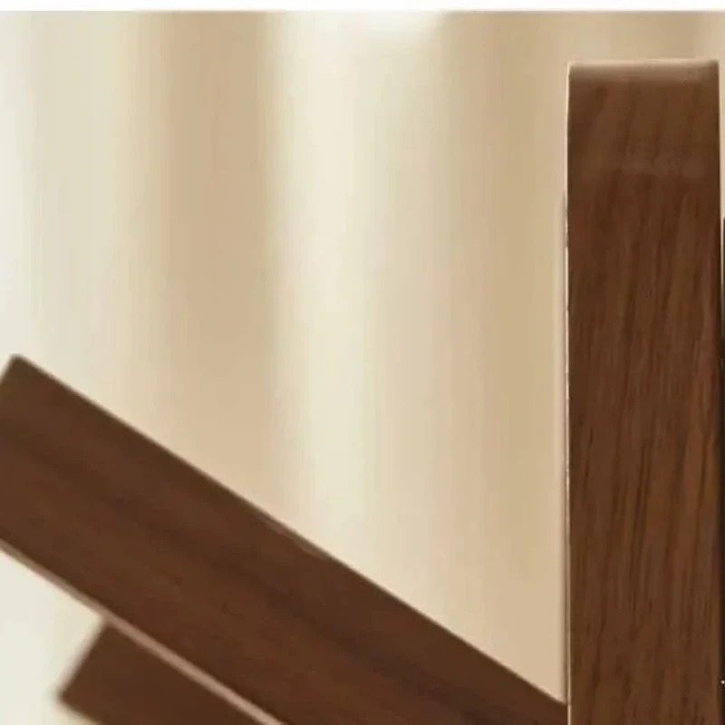 Skanto | Wandgarderobe Klaviertasten-Design
