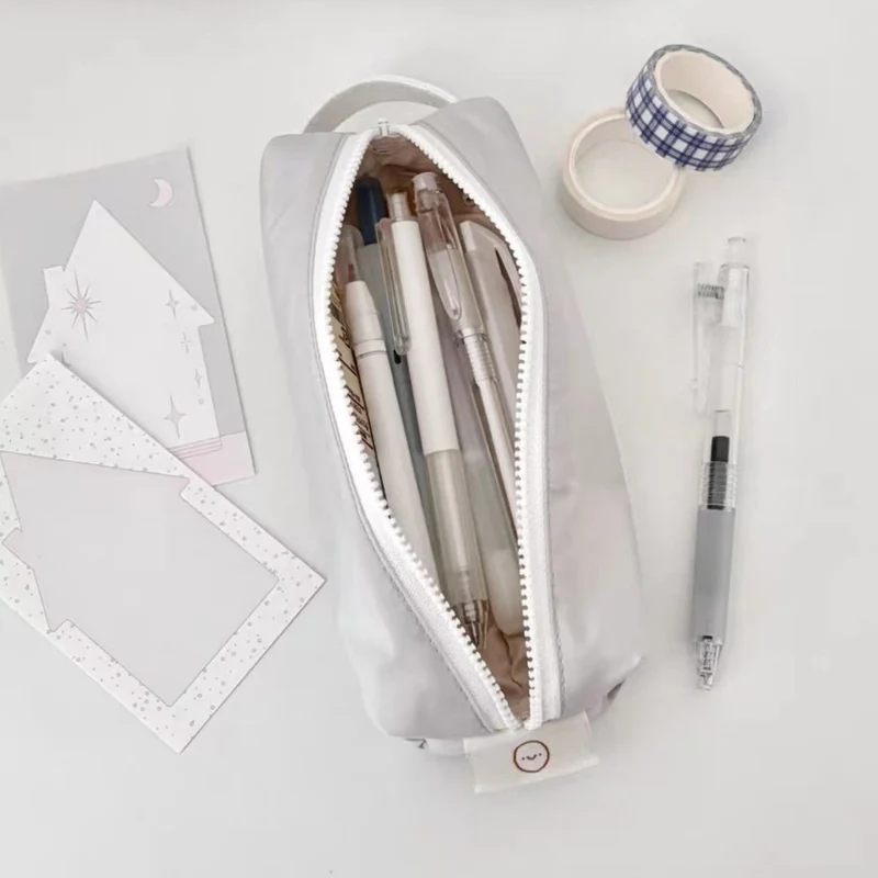 Stylische Reißverschluss-Bleistiftbox