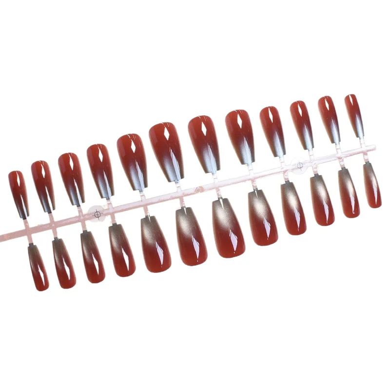 Press-On Nail Set Brehn