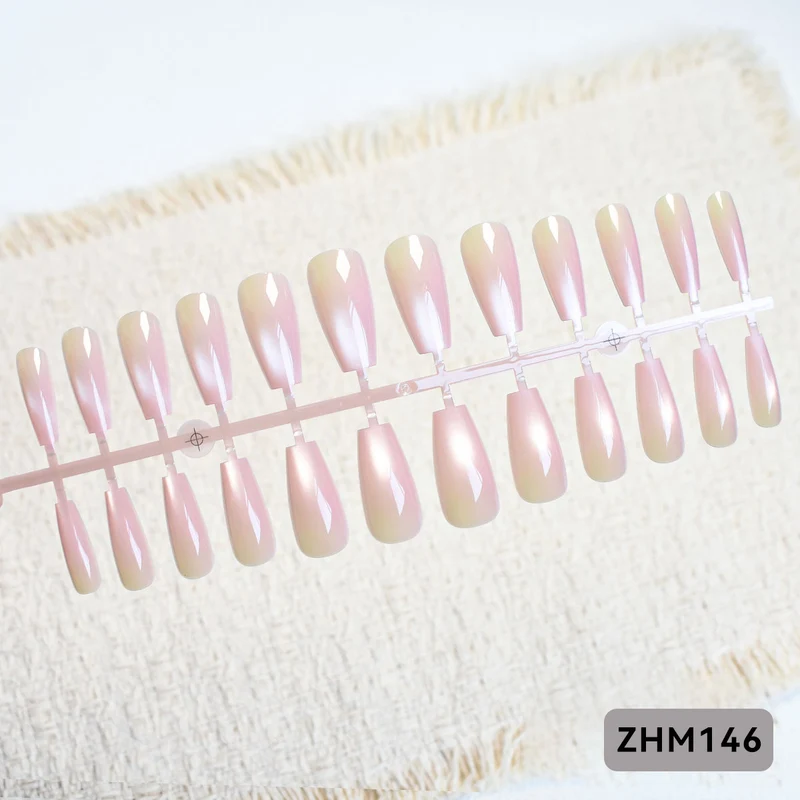 Press-On Nail Set Brehn