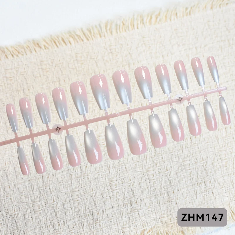Press-On Nail Set Brehn