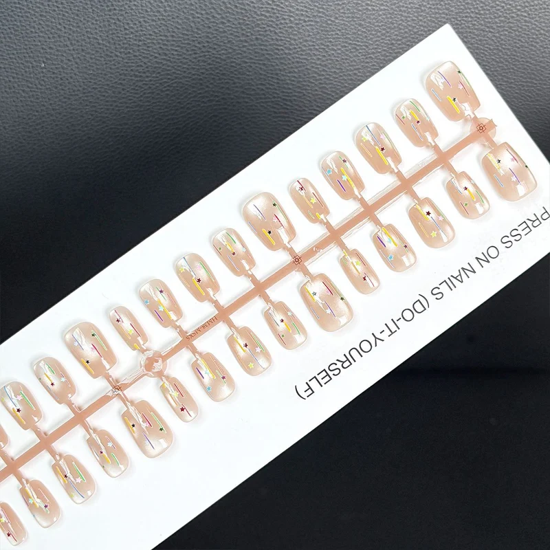 Premium Künstlerischer Press-On Nagel Set Brehn