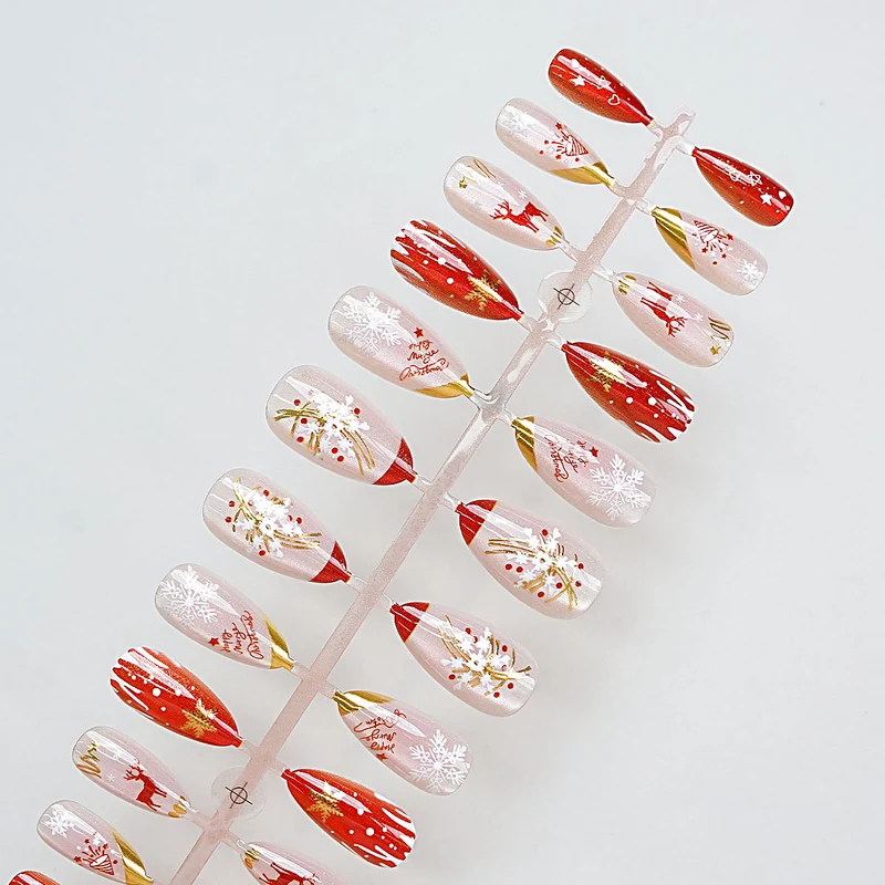 Festliches Künstlerisches Press-On Nageldesign Brehn