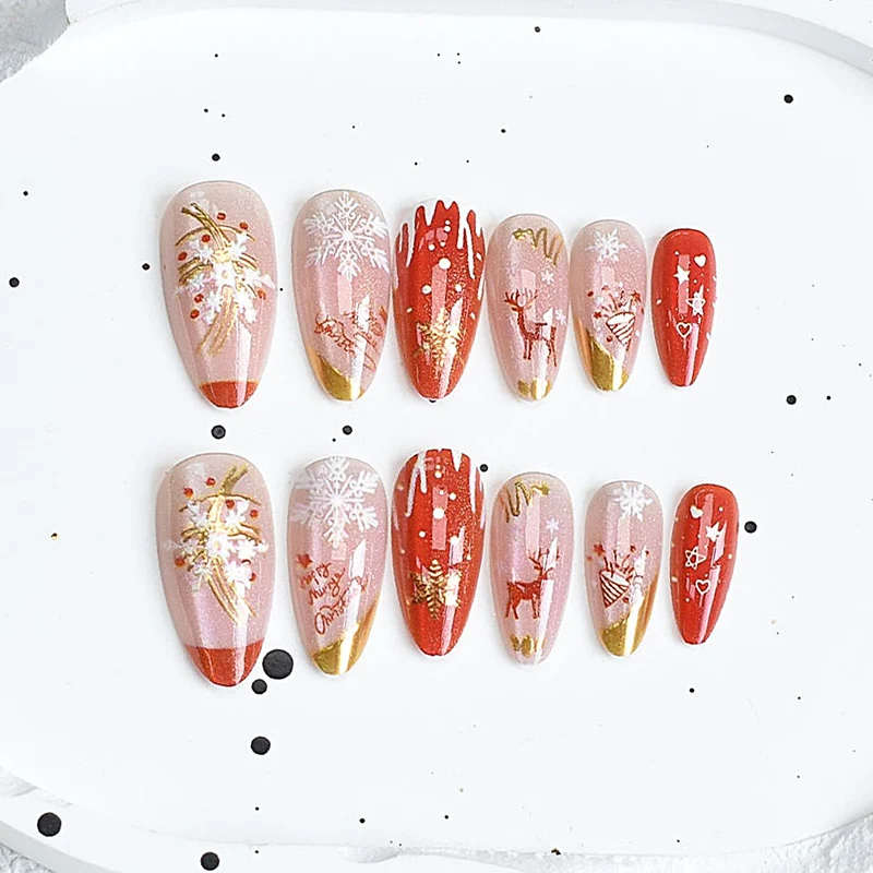 Festliches Künstlerisches Press-On Nageldesign Brehn
