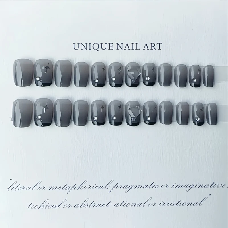 Einzigartiges artikuliertes Nageldesign Brehn