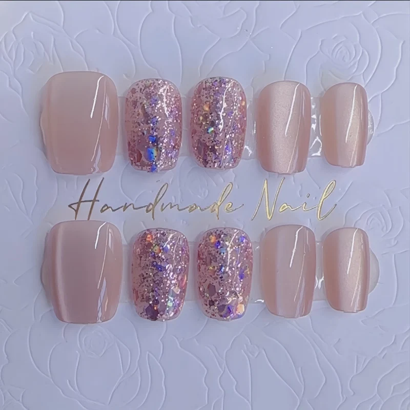 Künstlerisches Press-On Nagelset Brehn