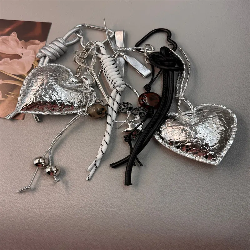 Herzförmiger Metall-Schlüsselanhänger Brehn