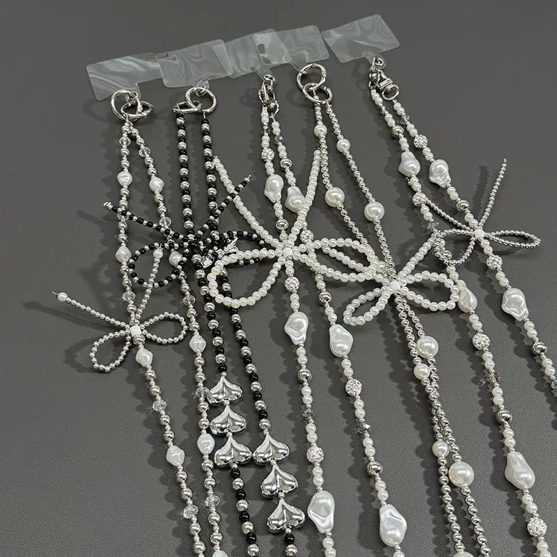Elegante Perlenverzierte Lanyard Brehn