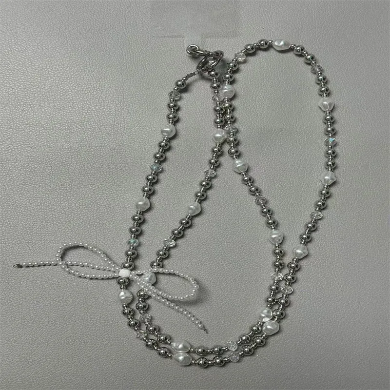 Elegante Perlen- und Silberperlen-Halskette Brehn