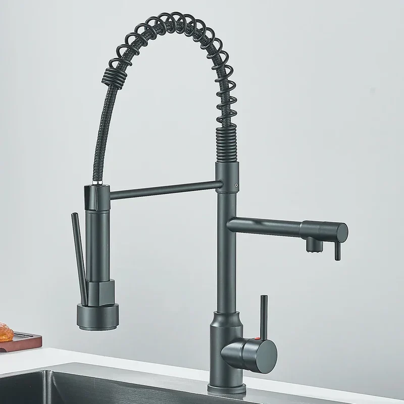 HydroFlex – Moderner Küchenarmatur mit Doppelsprühfunktion Skanto