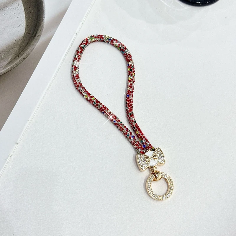Elegante Schleifenanhänger-Halskette Brehn