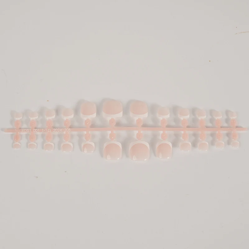 Stylishes French Tip Press-On Nagelset Karnz